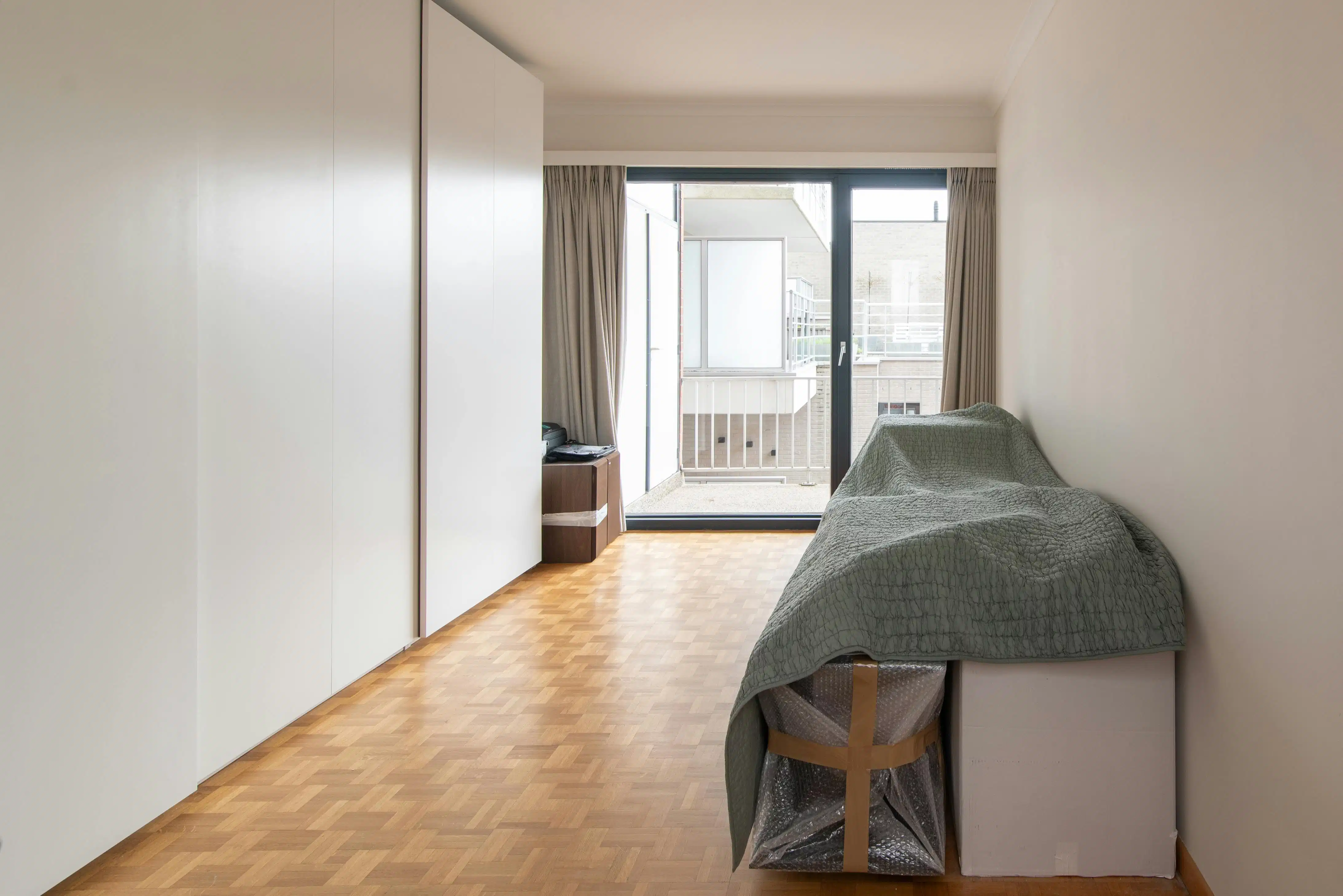 Instapklaar 2-slaapkamer appartement te Oostende foto 12