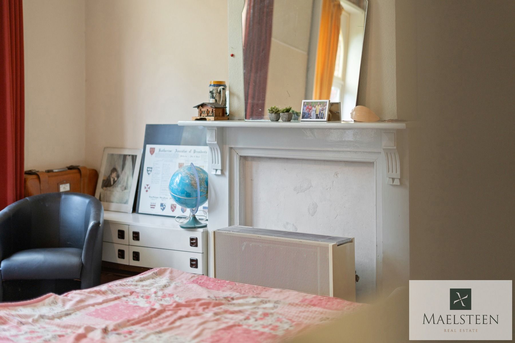 Te renoveren neoclassicistische woning op de rand van Bruge foto 13