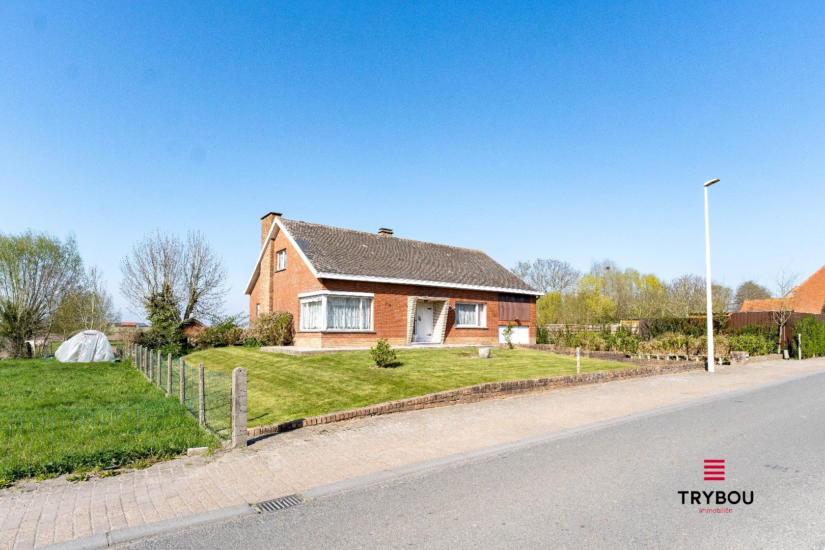Hoofdfoto van de publicatie: Charmante woning met grote tuin en tal van mogelijkheden