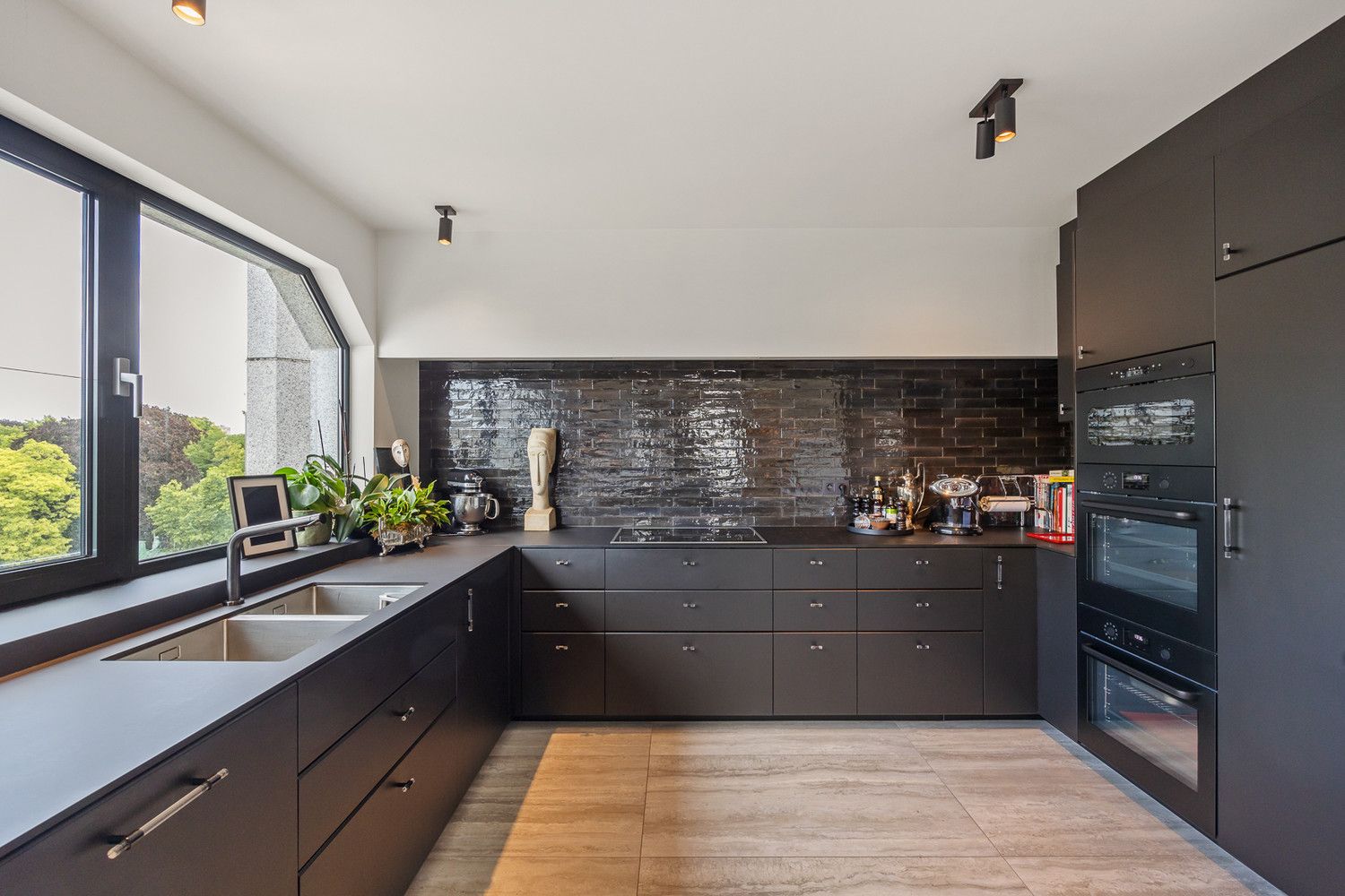 Luxueus en energiezuinig hoekappartement (260m²) op de 6de verdieping met fenomenaal uitzicht aan het Stadspark : Van Eycklei 1, Antwerpen foto 8