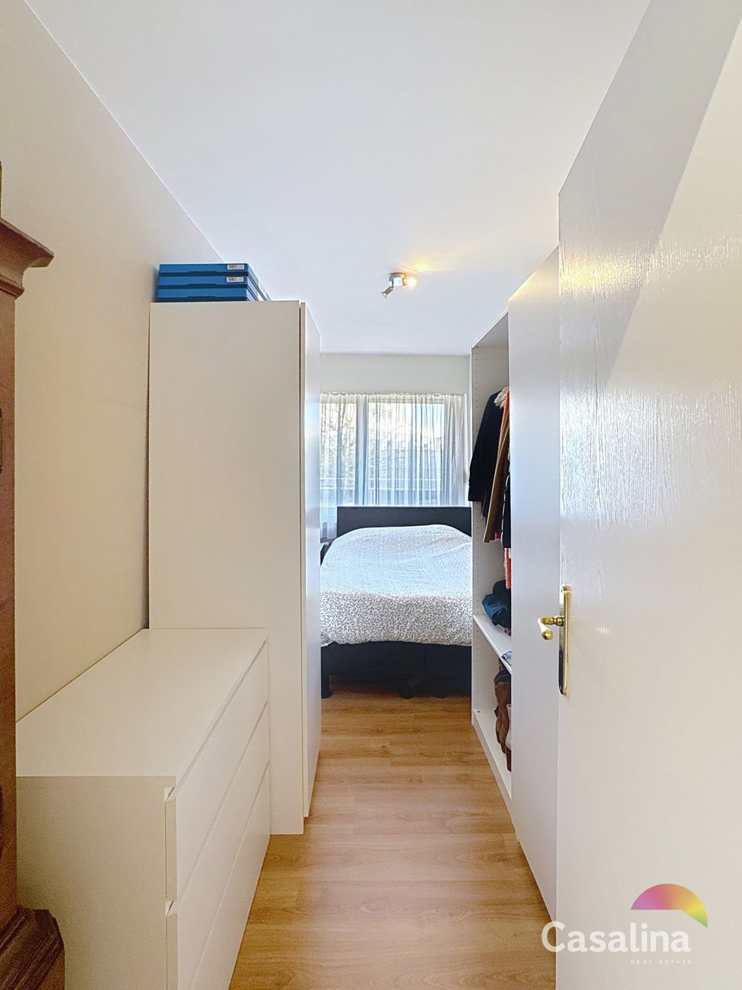 Twee-slpk appartement in uitstekende staat foto 13