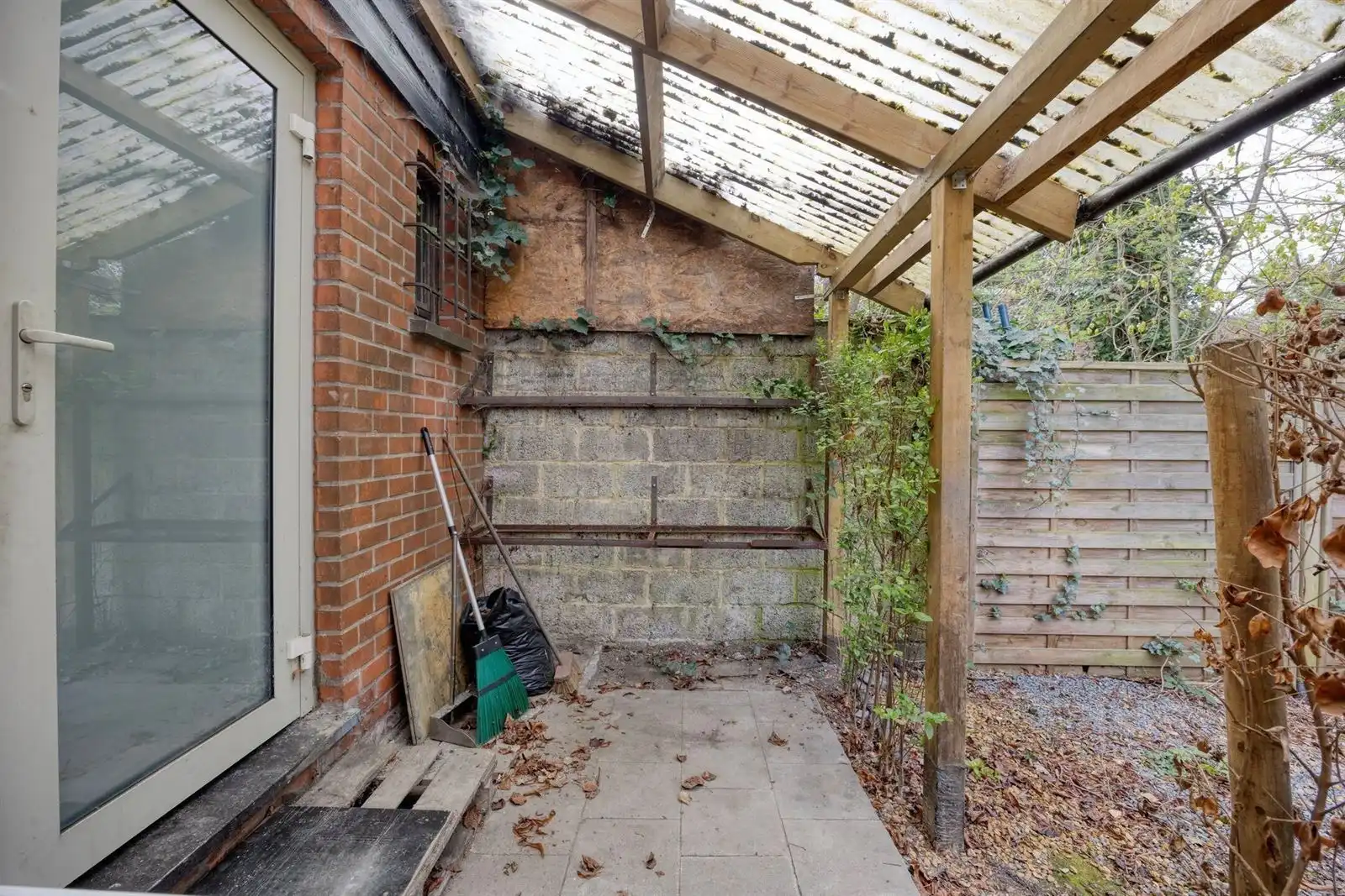 Appartement met handelspand  foto 22