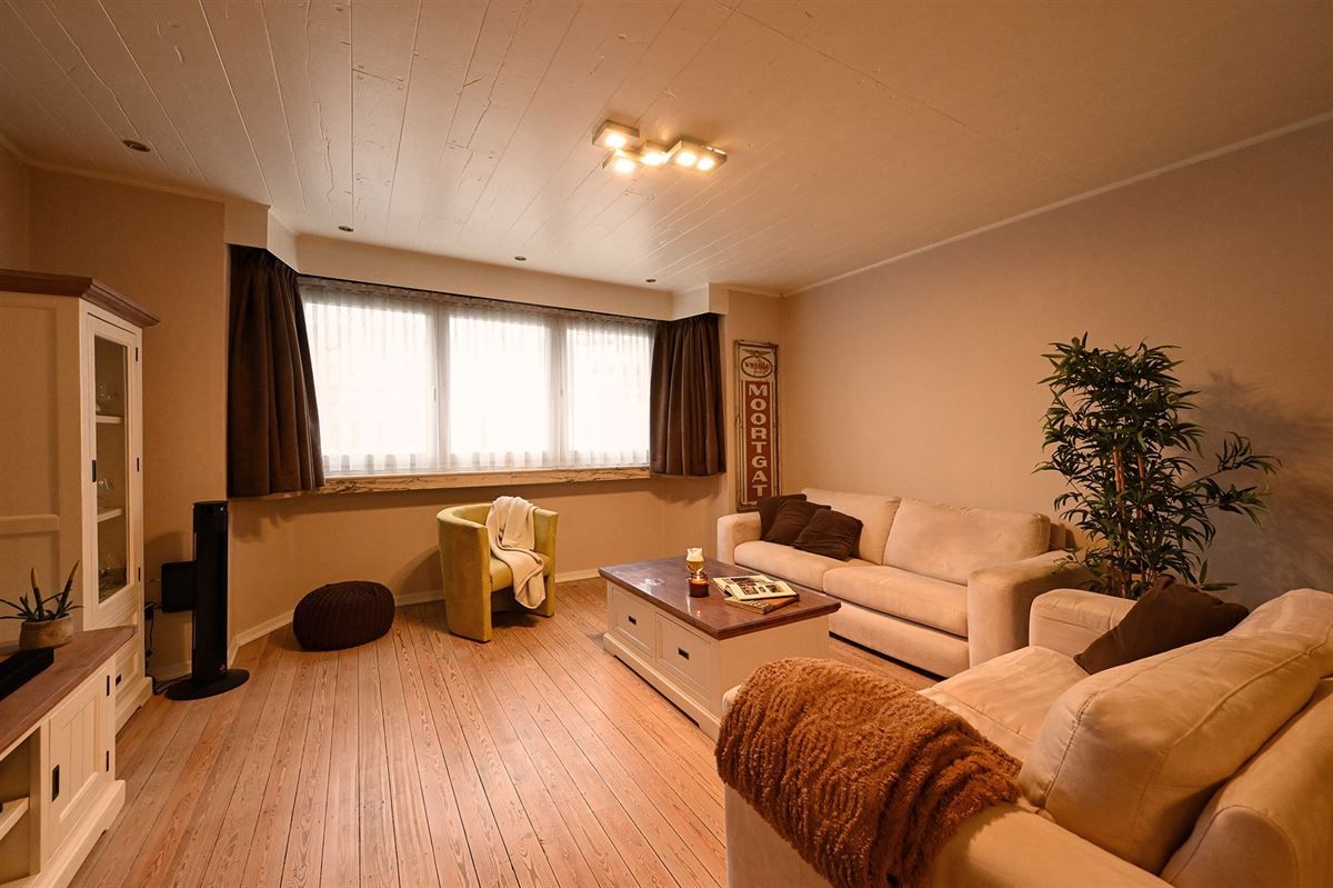 Ruime woning met veel mogelijkheden foto 12