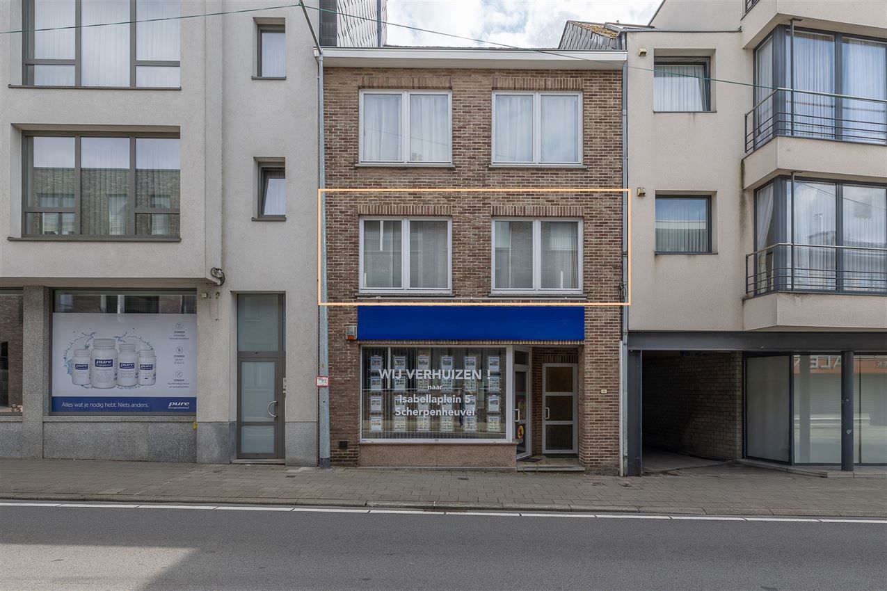 Appartement met 2 slpk gelegen tenmidden het centrum foto {{pictureIndex}}