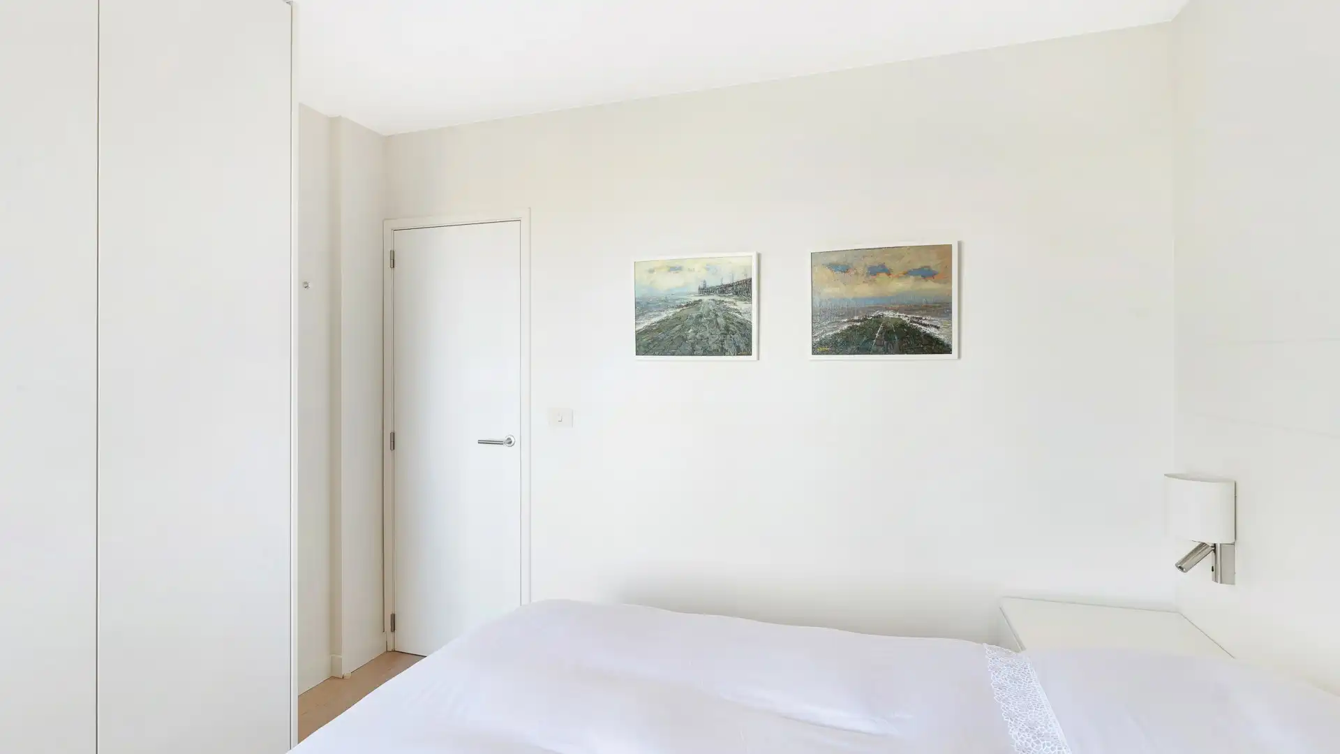 Modern en ruim appartement met zicht over de jachthaven foto 16