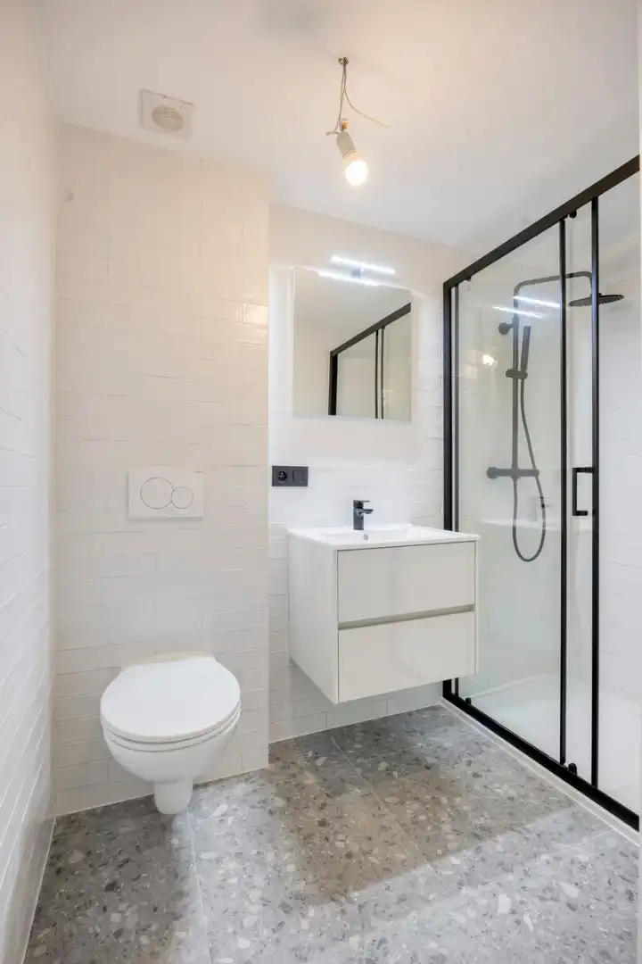 Volledig gerenoveerd en gemeubelde studentenkamer met privé badkamer en tuin - EPC A!  foto 49