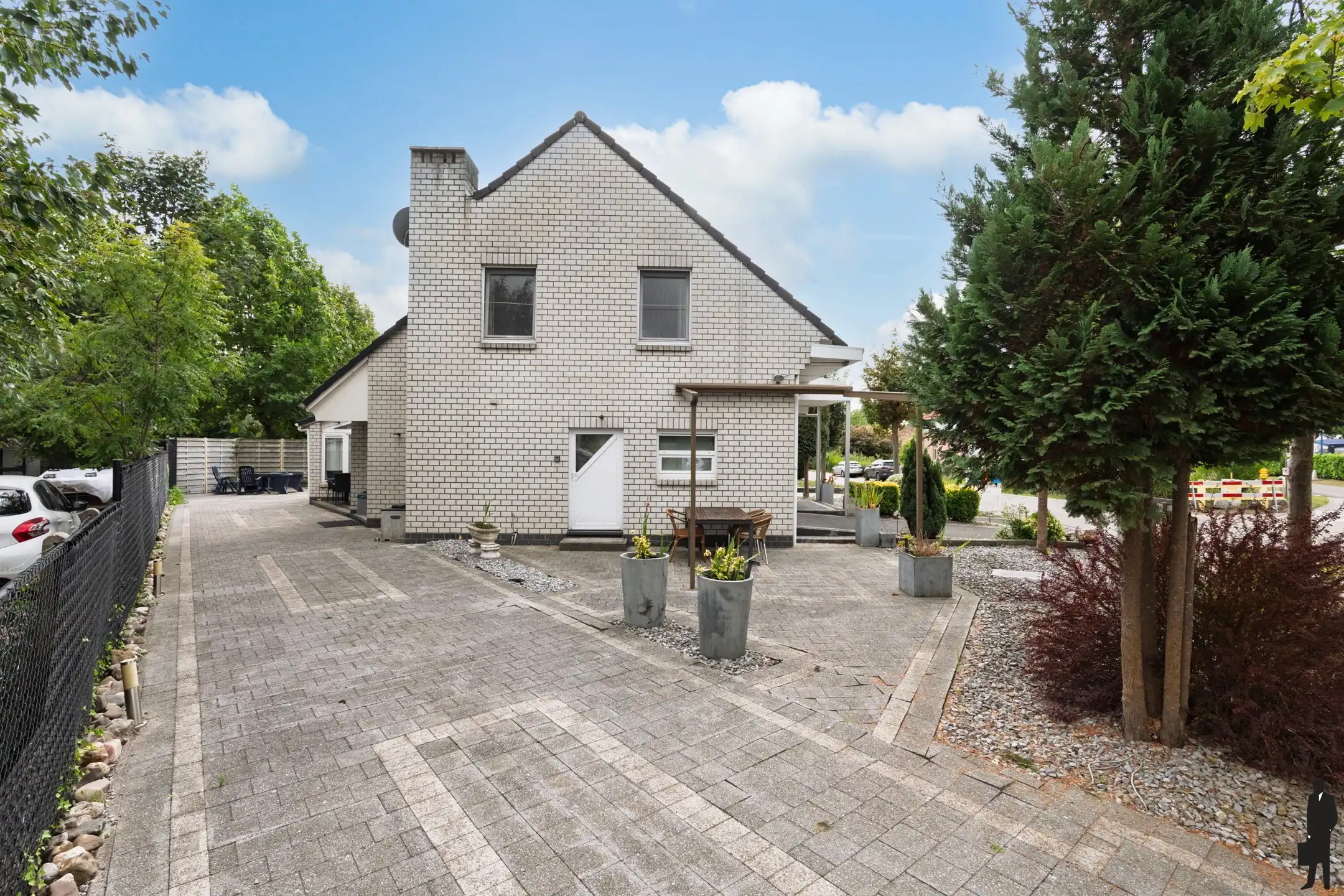 Uitzonderlijk gelegen woning aan Jachthaven kanaal Beverlo foto 17