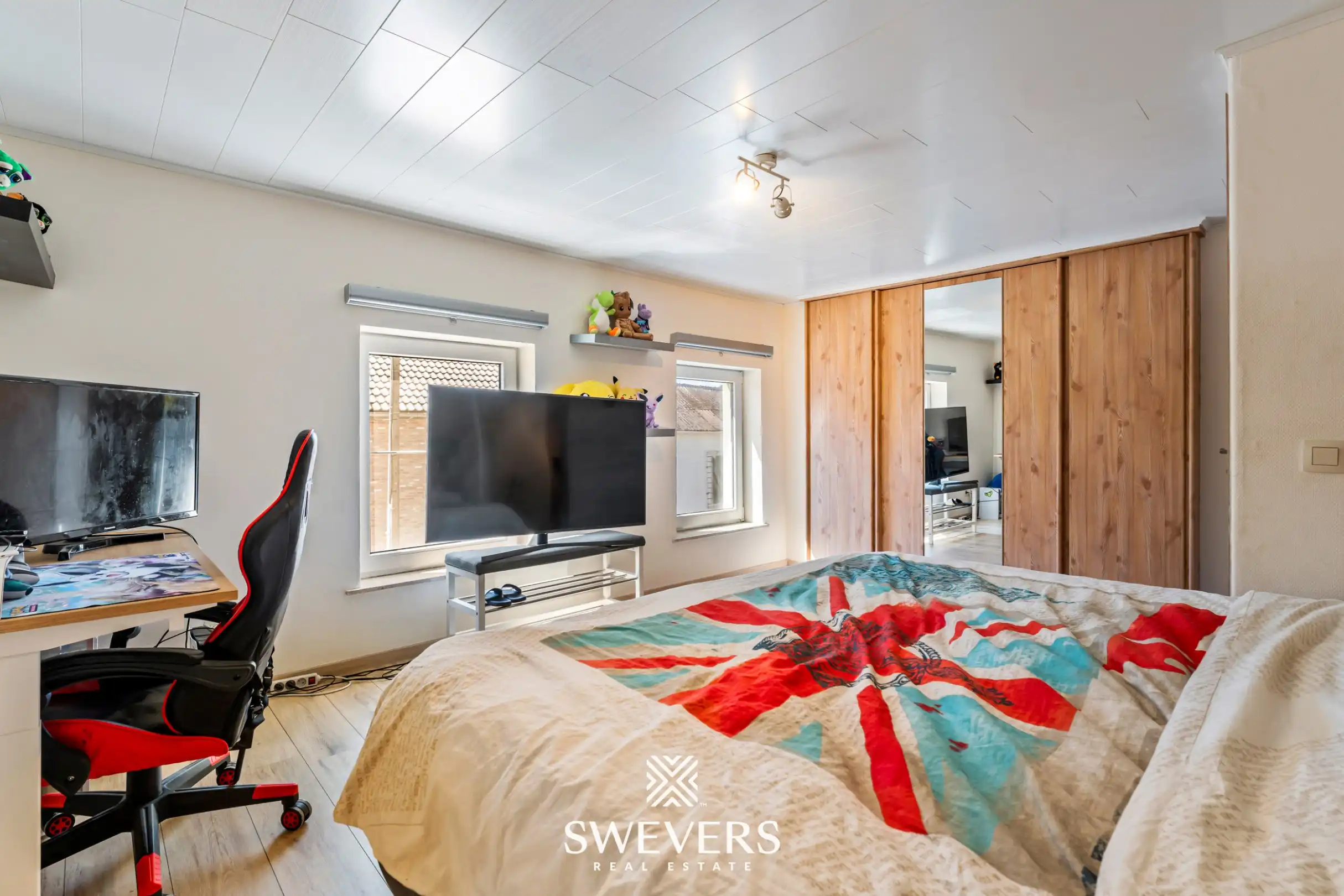 Instapklare, volledig gerenoveerde rijwoning met 3 slaapkamers en ruime tuin in Wellen foto 14