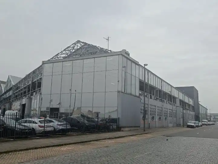 Bedrijfsvastgoed te huur Straatstburgdok Noordkaai 21 - 2030 Antwerpen
