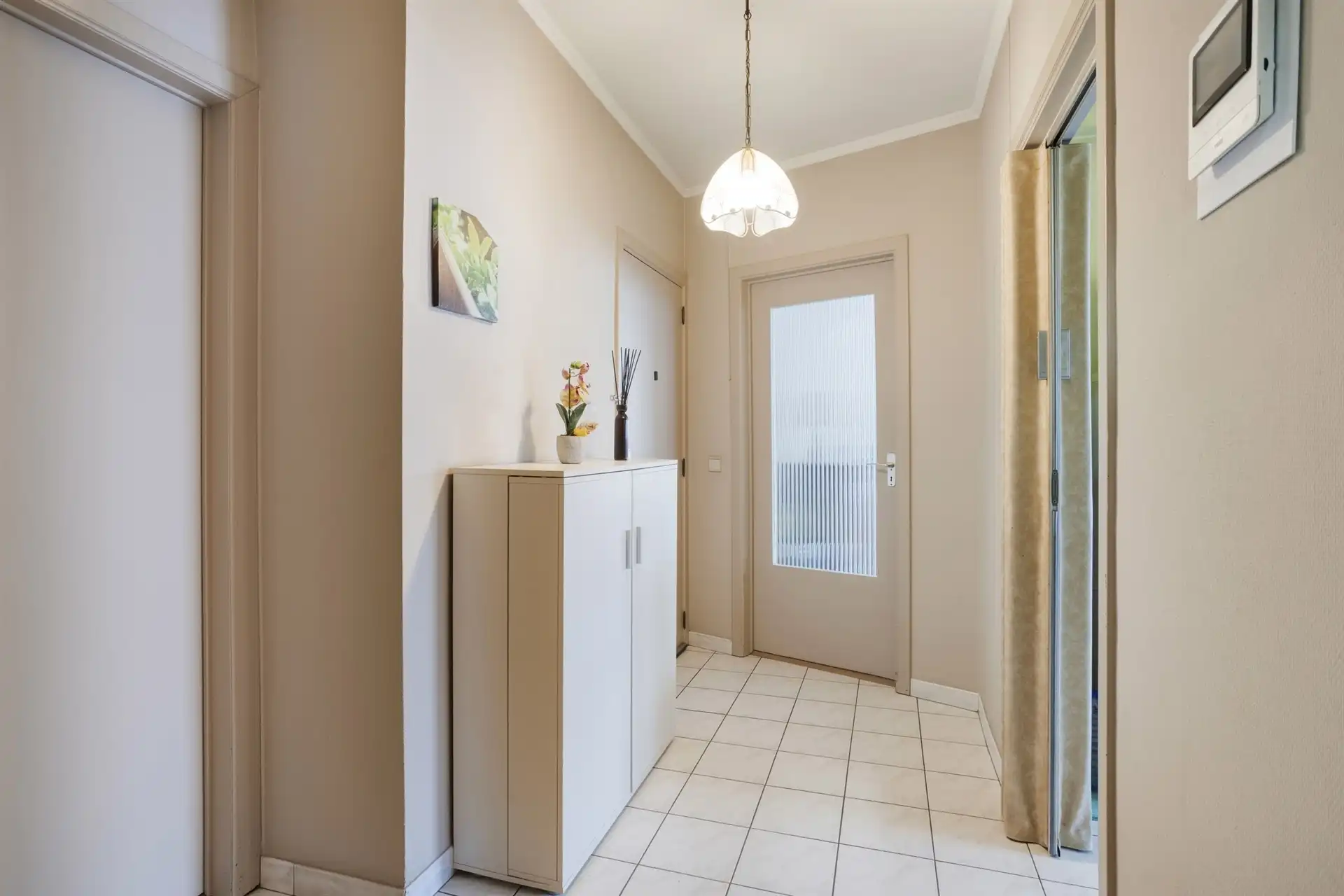 Appartement met 2 slaapkamers en garage foto 3