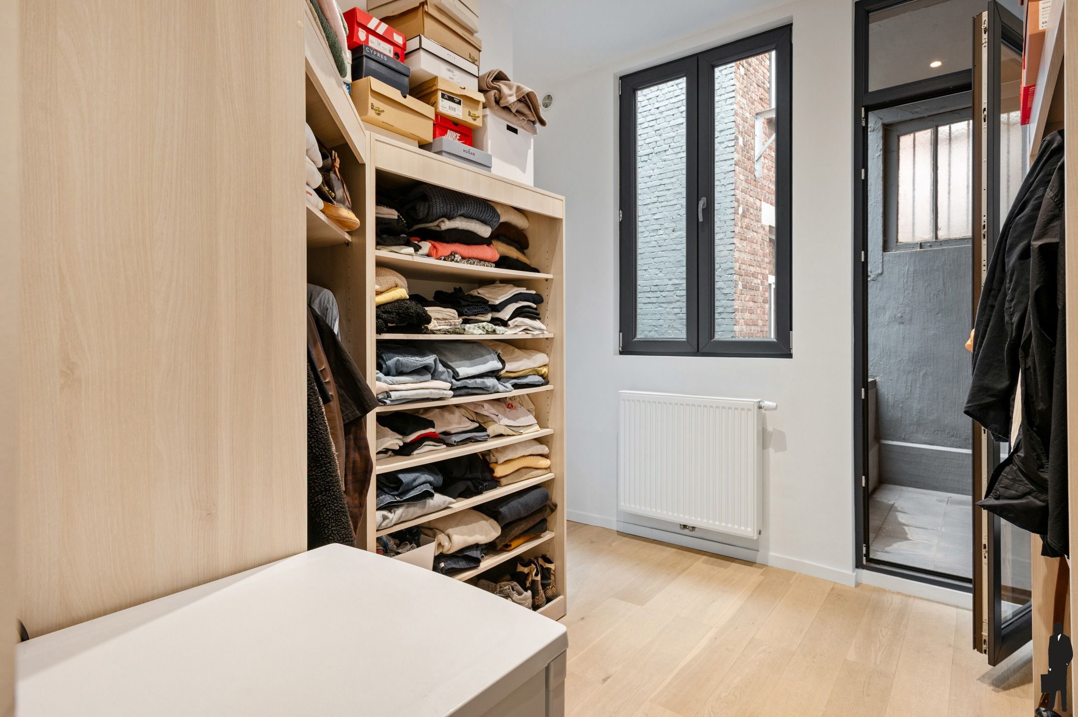 Modern 2-slaapkamerappartement op toplocatie. foto 9