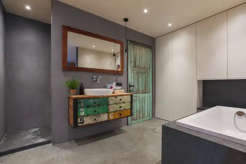 Centraal gelegen loft met 3 slaapkamers (meer mogelijk), garage voor 4 wagens, groot terras...(Energielabel A, elektriciteit goedgek...) foto 4