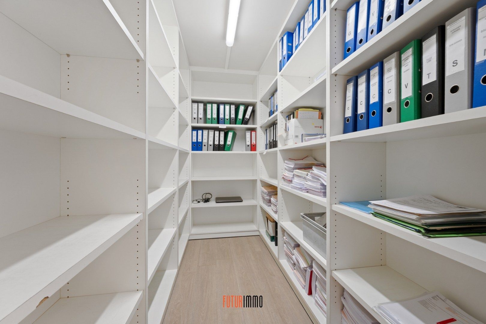 Polyvalente eigendom in hartje Rumbeke foto 18