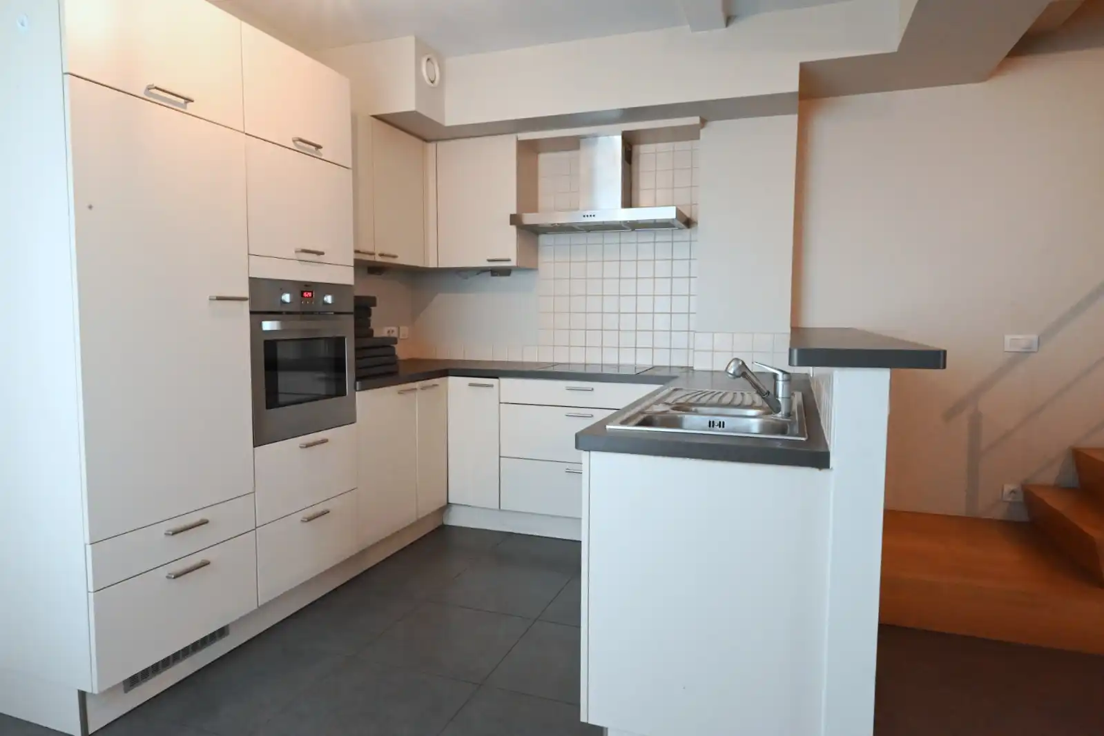 Ruim appartement te Ardooie! foto 4