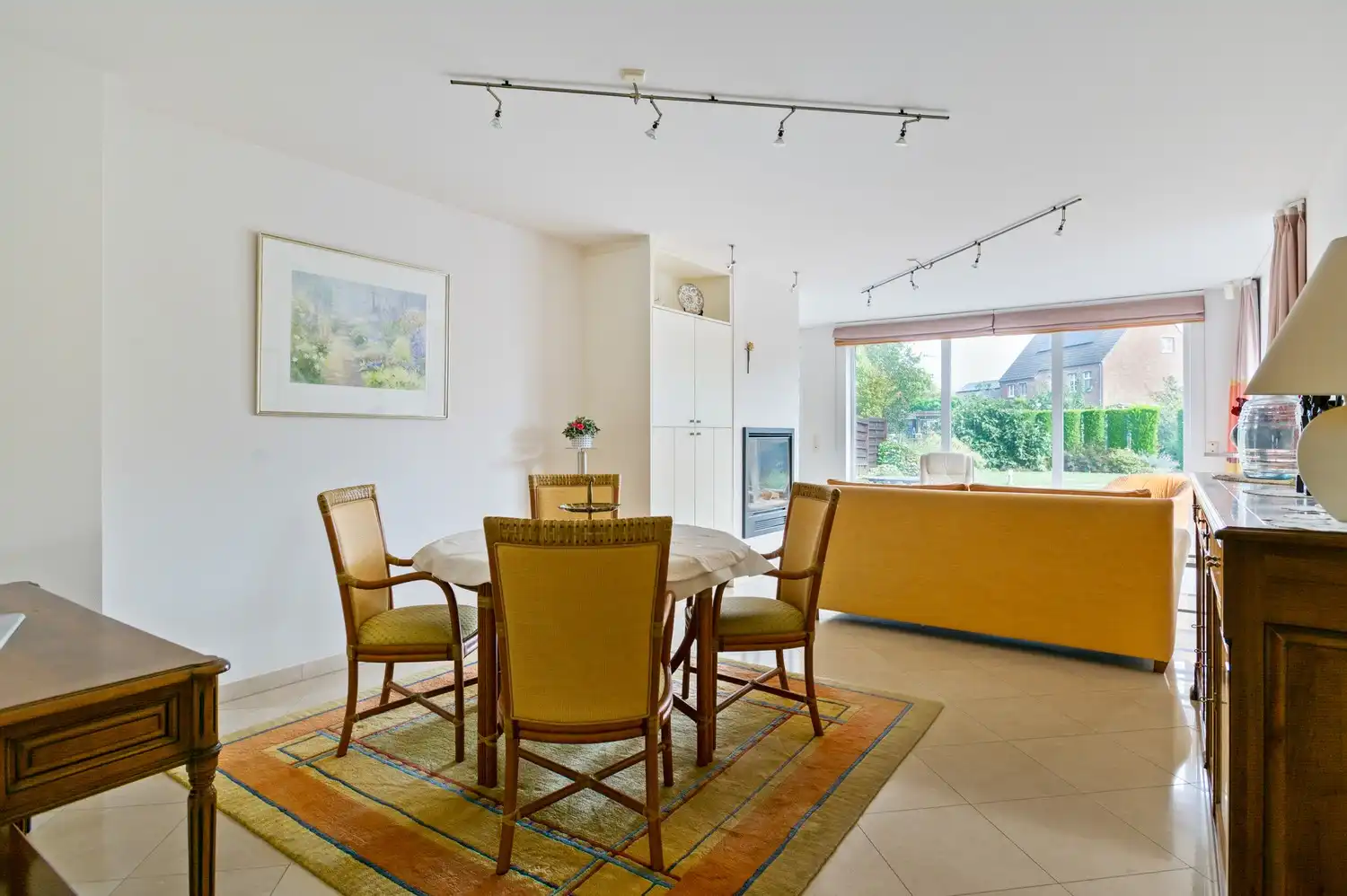 Opbrengsteigendom of co-housing met 2 ruime appartementen in het centrum van Broechem! foto 7