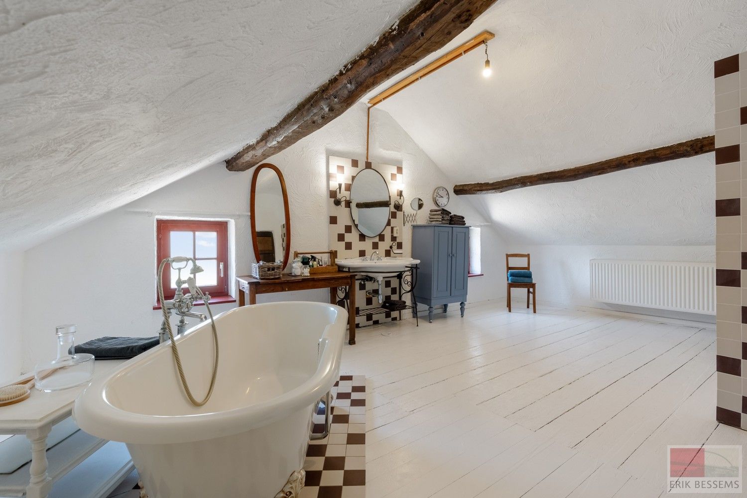 Prachtige authentieke halfvrijstaande woning uit 1800, gelegen op een perceel van 325 m² in het idyllische Teuven. foto 21
