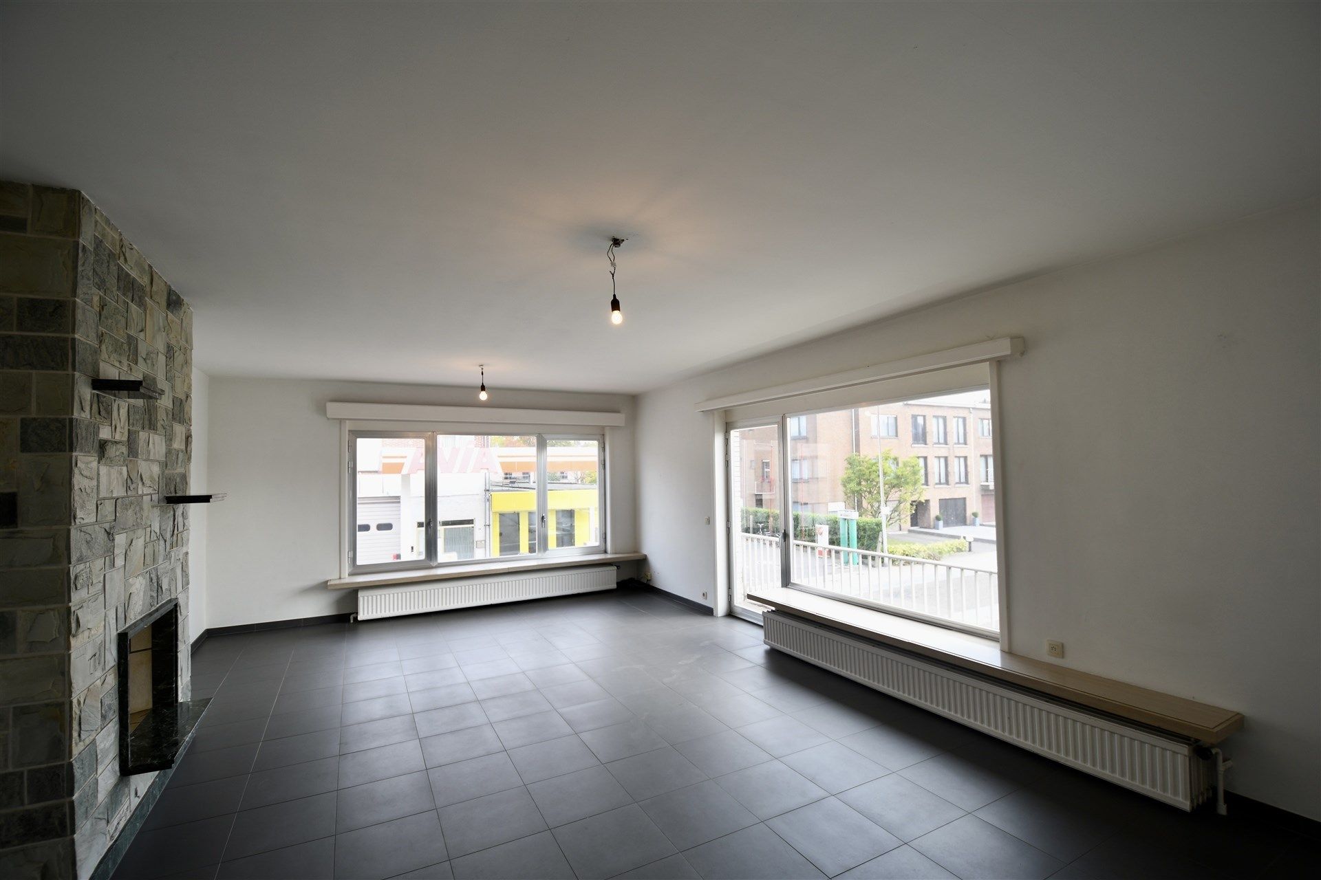 Ruim appartement met twee slaapkamers in Sint-Niklaas foto 3