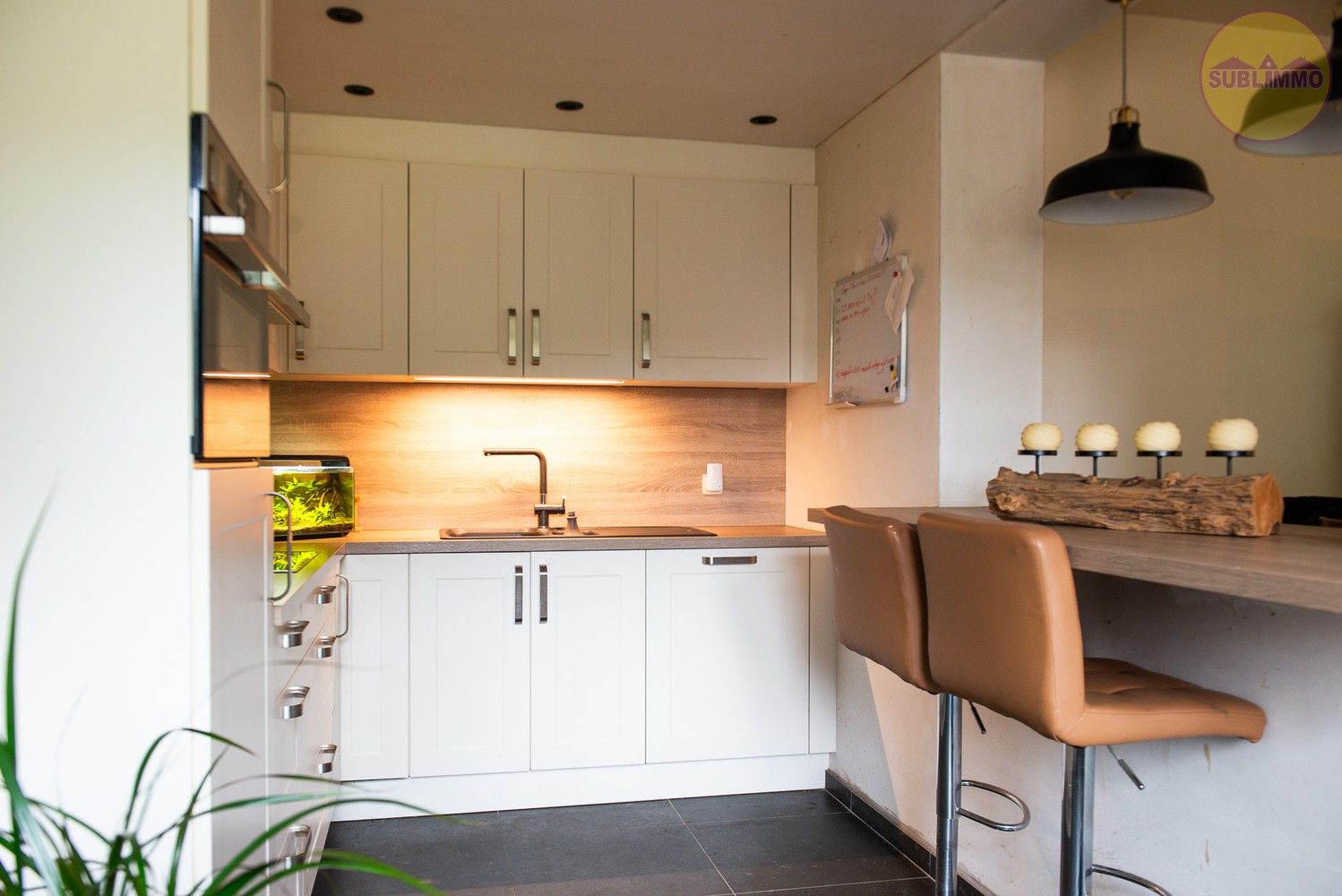 Half open bebouwing op een perceel van 865 m² in Tessenderlo-Ham. foto 3