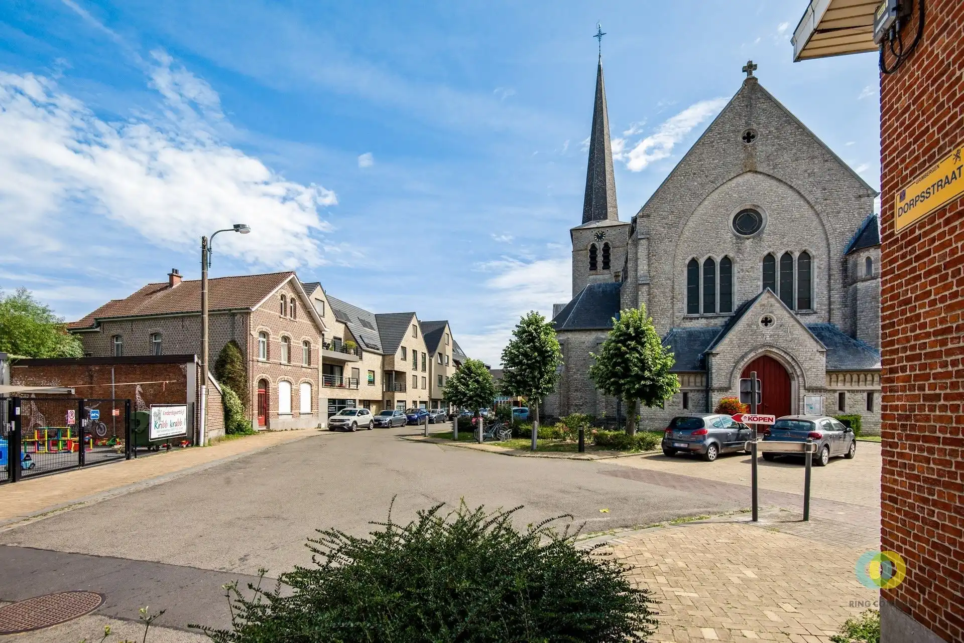 Appartement met twee slaapkamers en binnestaanplaats foto 18