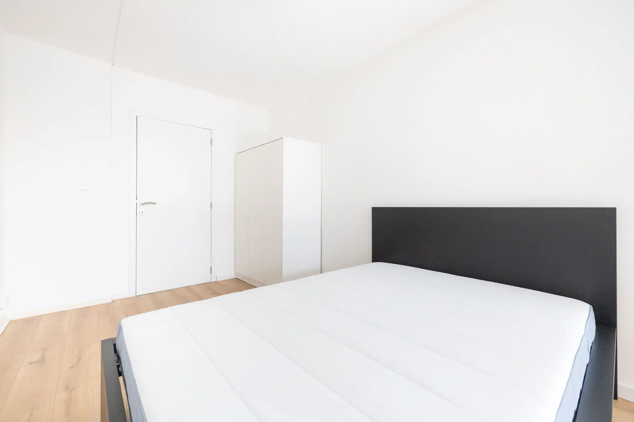 Huis met 5 slaapkamers + 2 studio's + opslagruimte  foto 11
