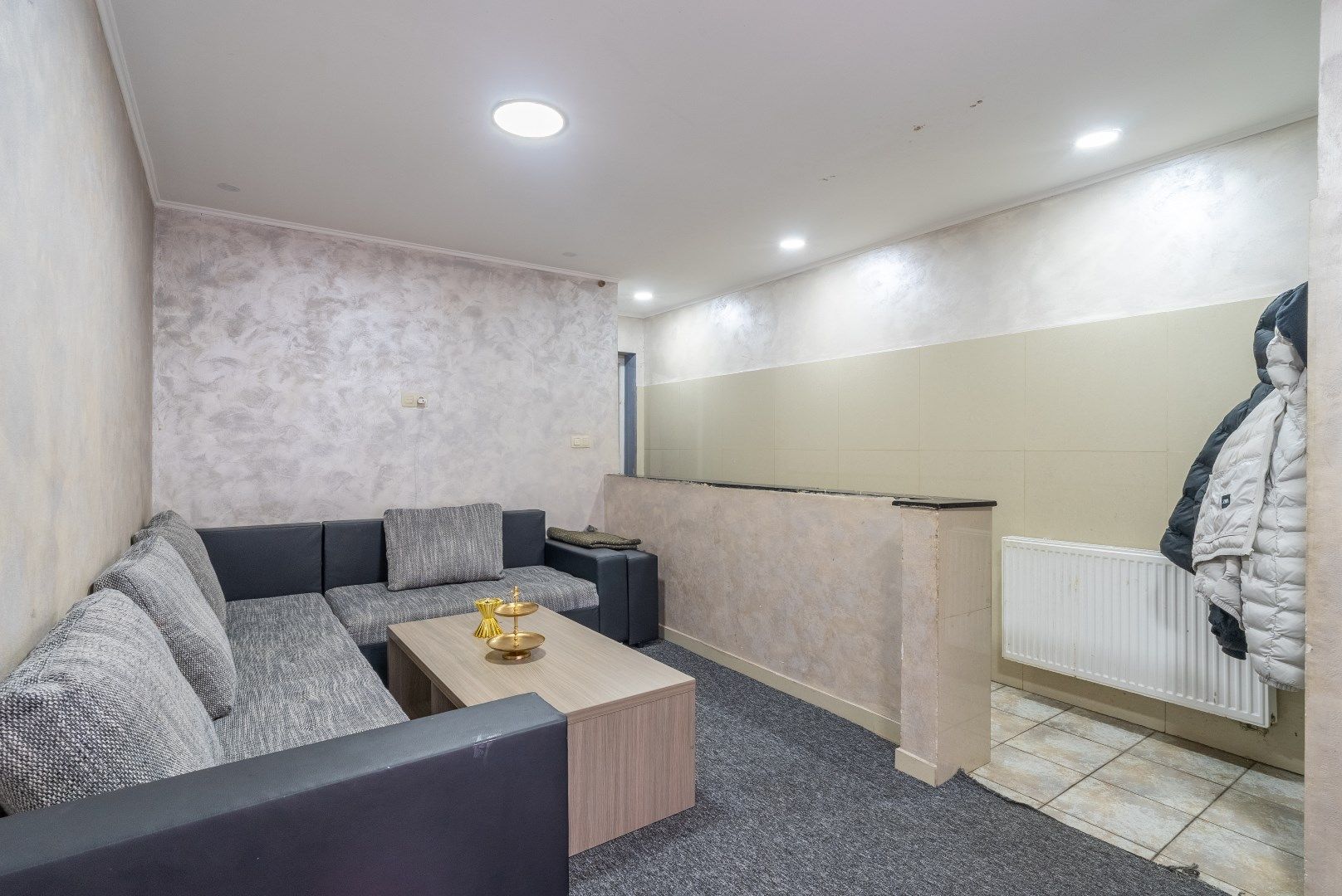 Gezinswoning met vier slaapkamers en tuin foto 4