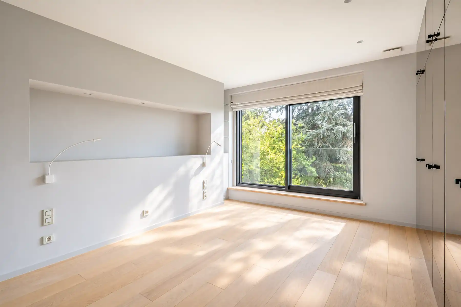 Exclusief: vernieuwde, veelzijdige en ruime koppelvilla  foto 11