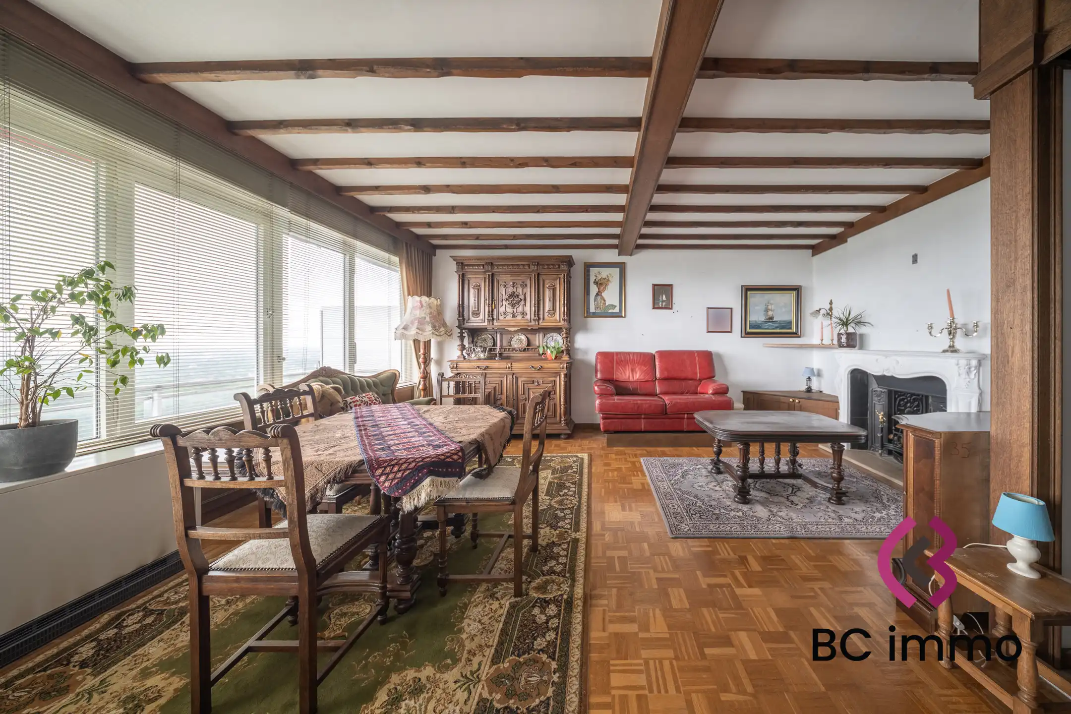 2 slaapkamer appartement met panoramisch uitzicht op toplocatie foto 4