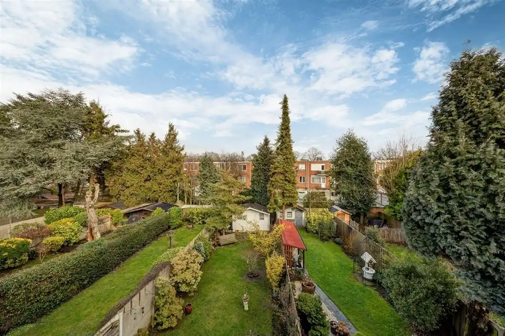 Volledig gerenoveerd appartement met terrasje foto 6