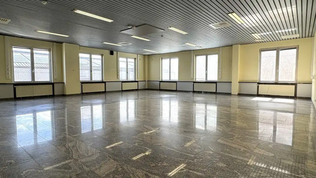 Budgetvriendelijke kantoren te huur vlakbij afrit E17 in Deinze foto 15