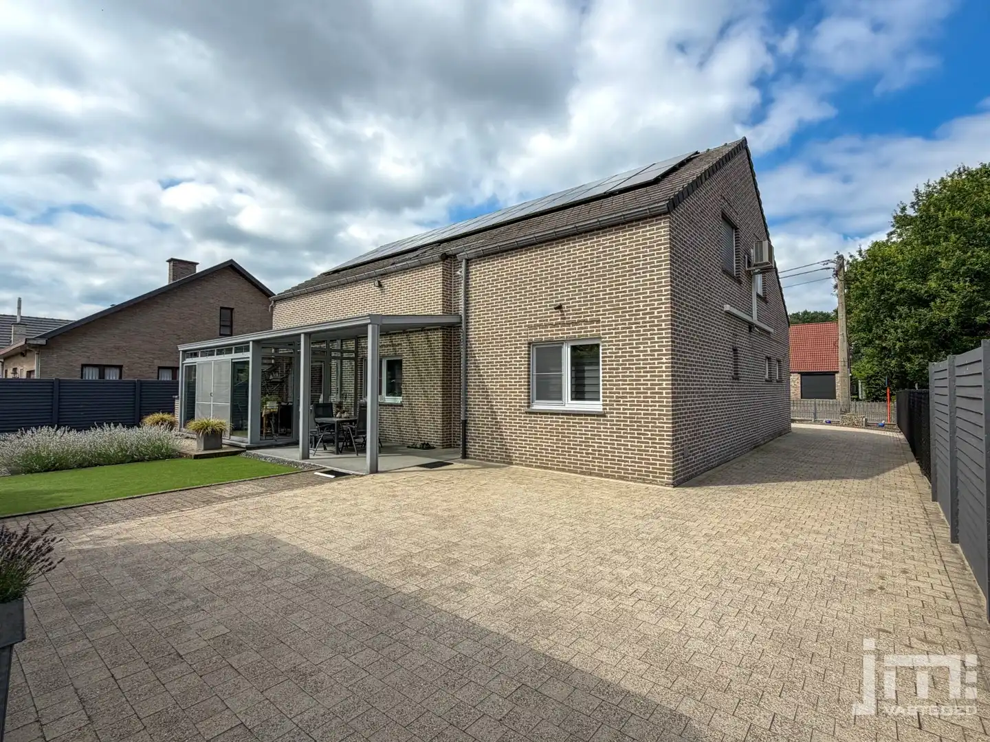Energiezuinige woning op een ruim perceel foto 19