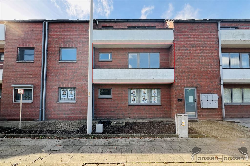 lichtrijk appartement op de 1ste verdieping met garage foto 1