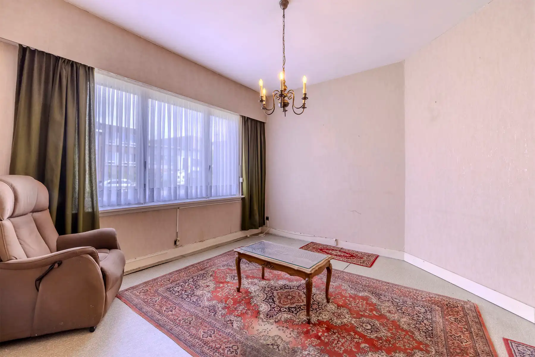 Te renoveren woning met 3 slaapkamers in Lier  foto 8