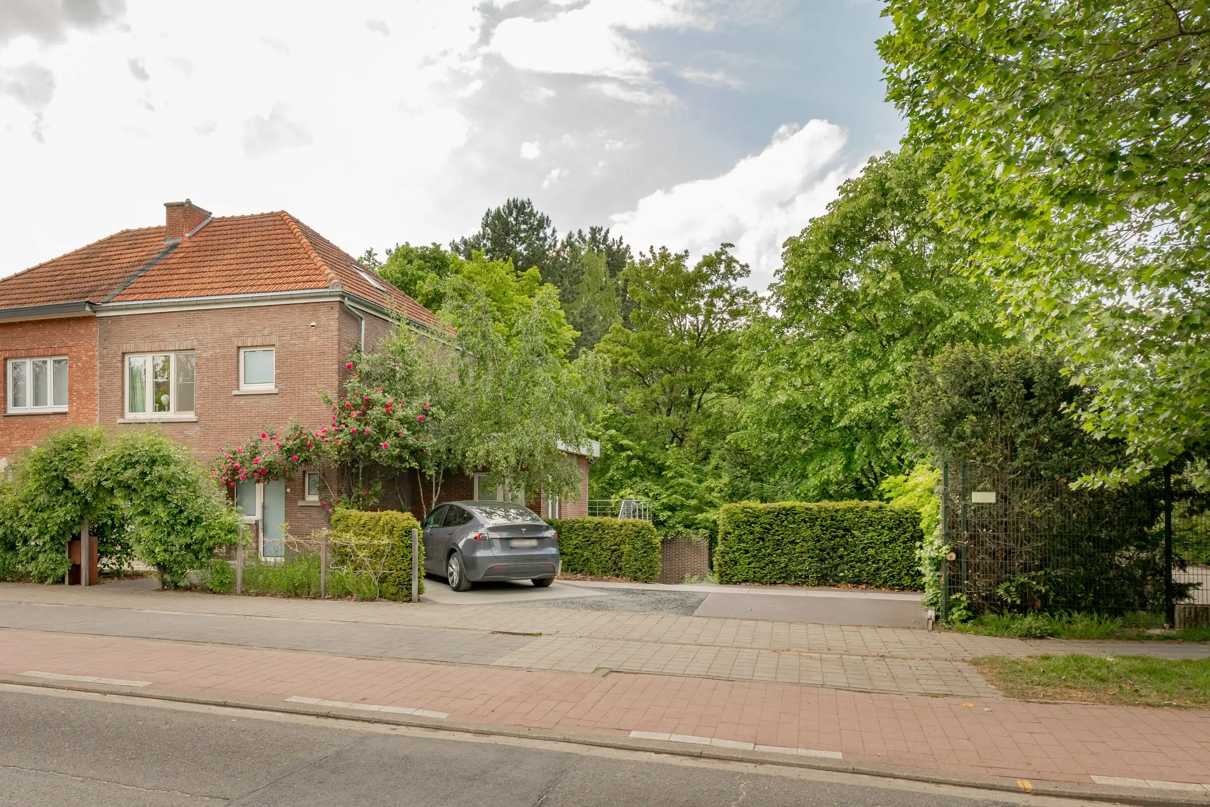 Prachtige hoekwoning op toplocatie foto 17