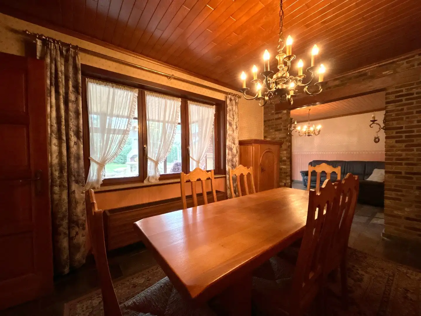 Gelijkvloerse gezinswoning in doodlopende straat. foto 4