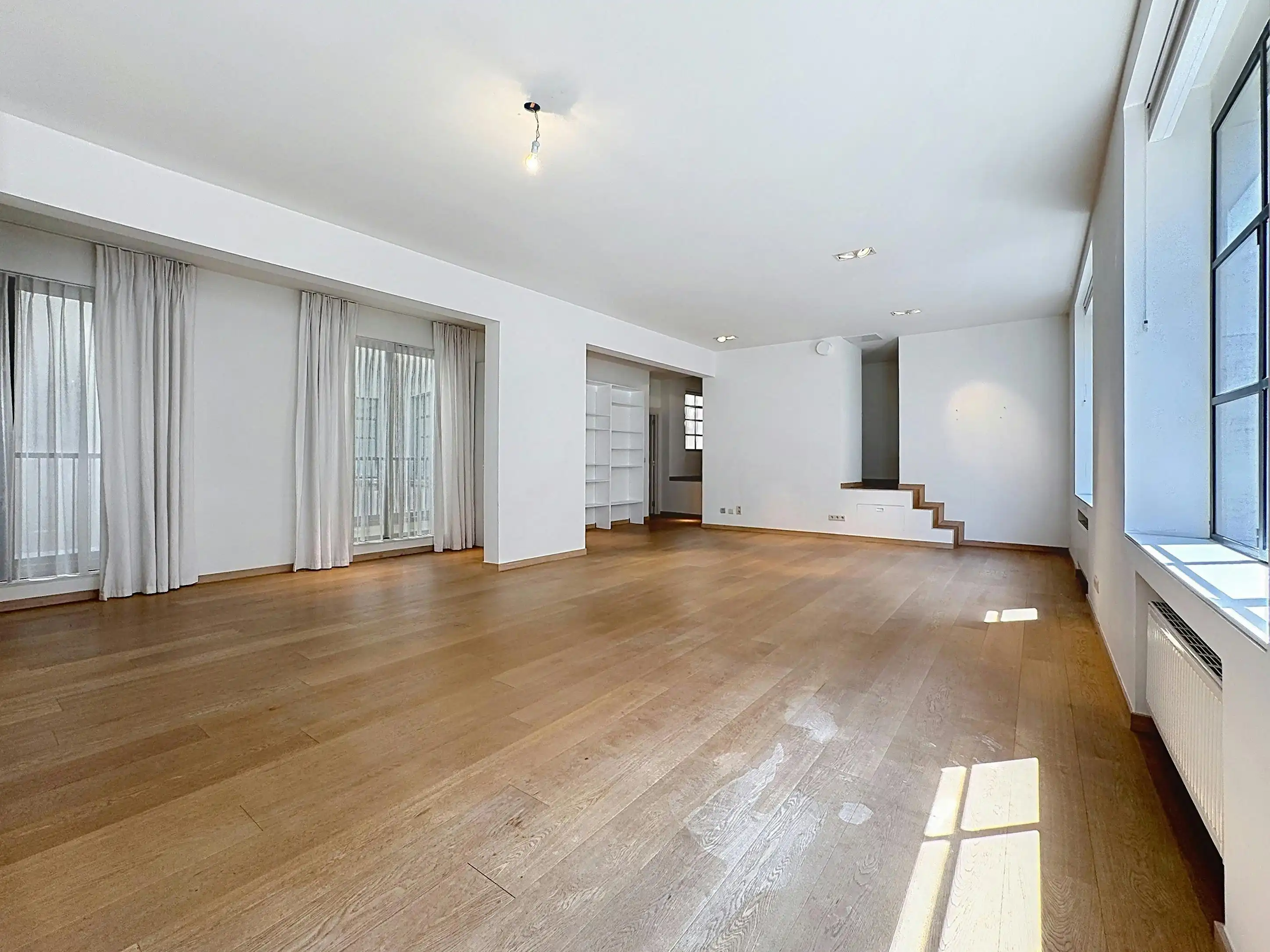 Appartement met 1 slaapkamer te Brussel nabij Munt foto 4