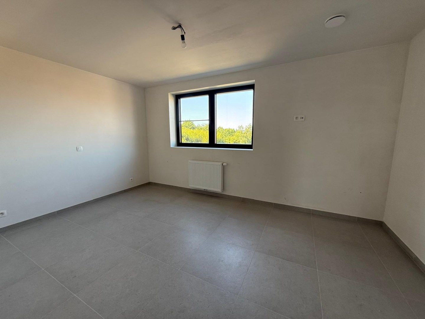 Instapklare nieuwe woning in een rustige woonwijk  foto 8