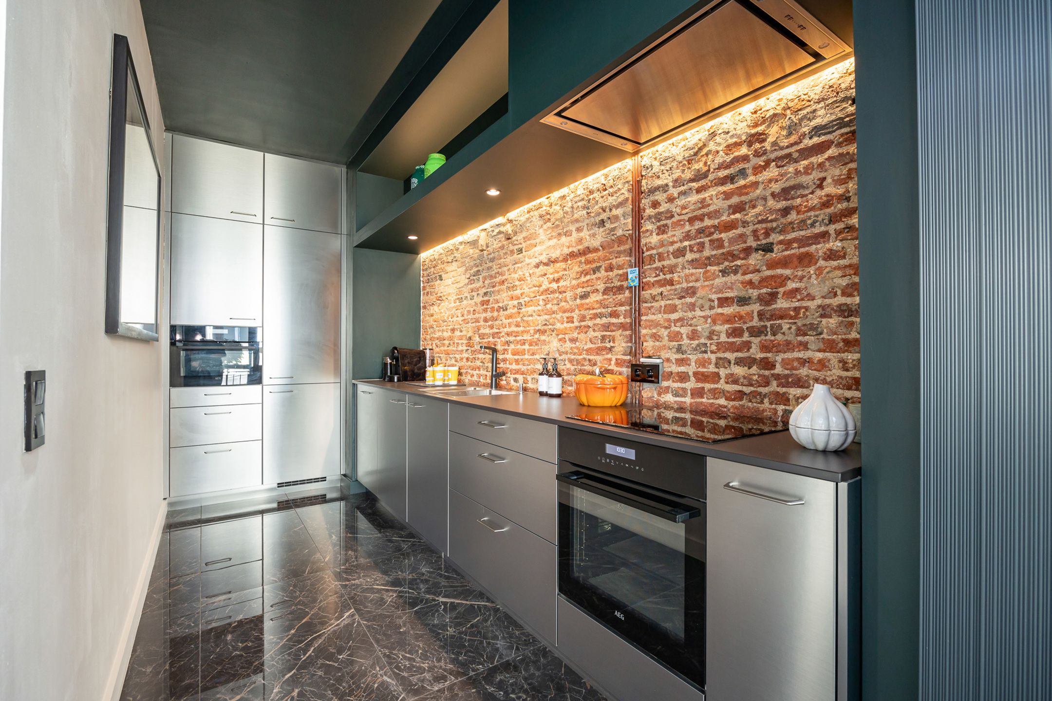 Gemeubeld appartement op toplocatie in centrum Antwerpen foto 4