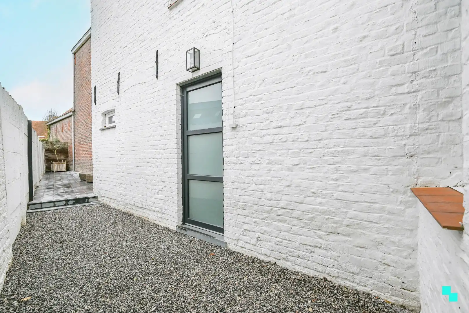 Instapklare starterswoning in Deerlijk foto 24