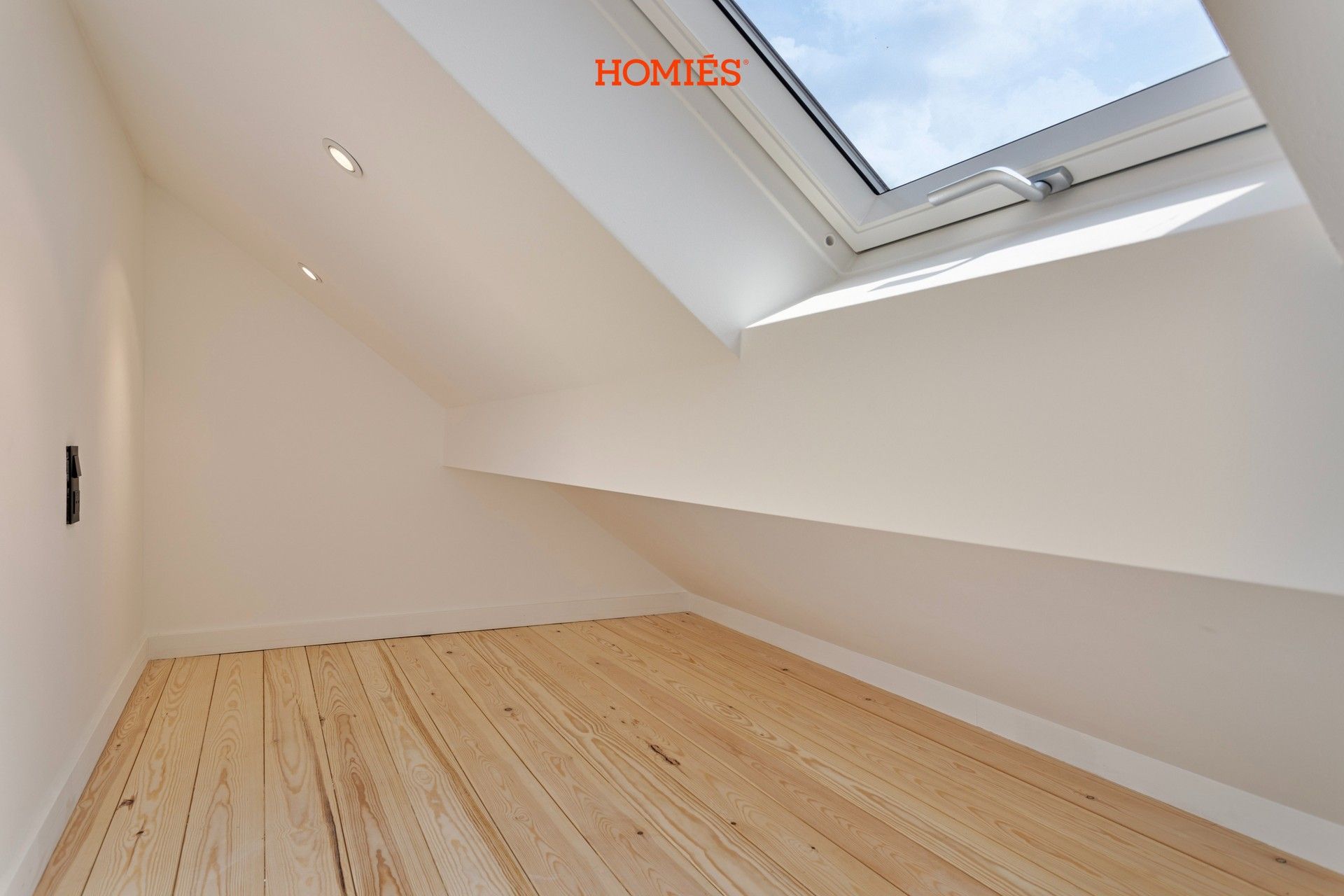 TE KOOP: recent gerenoveerde duplex met hoogwaardige afwerking foto 10