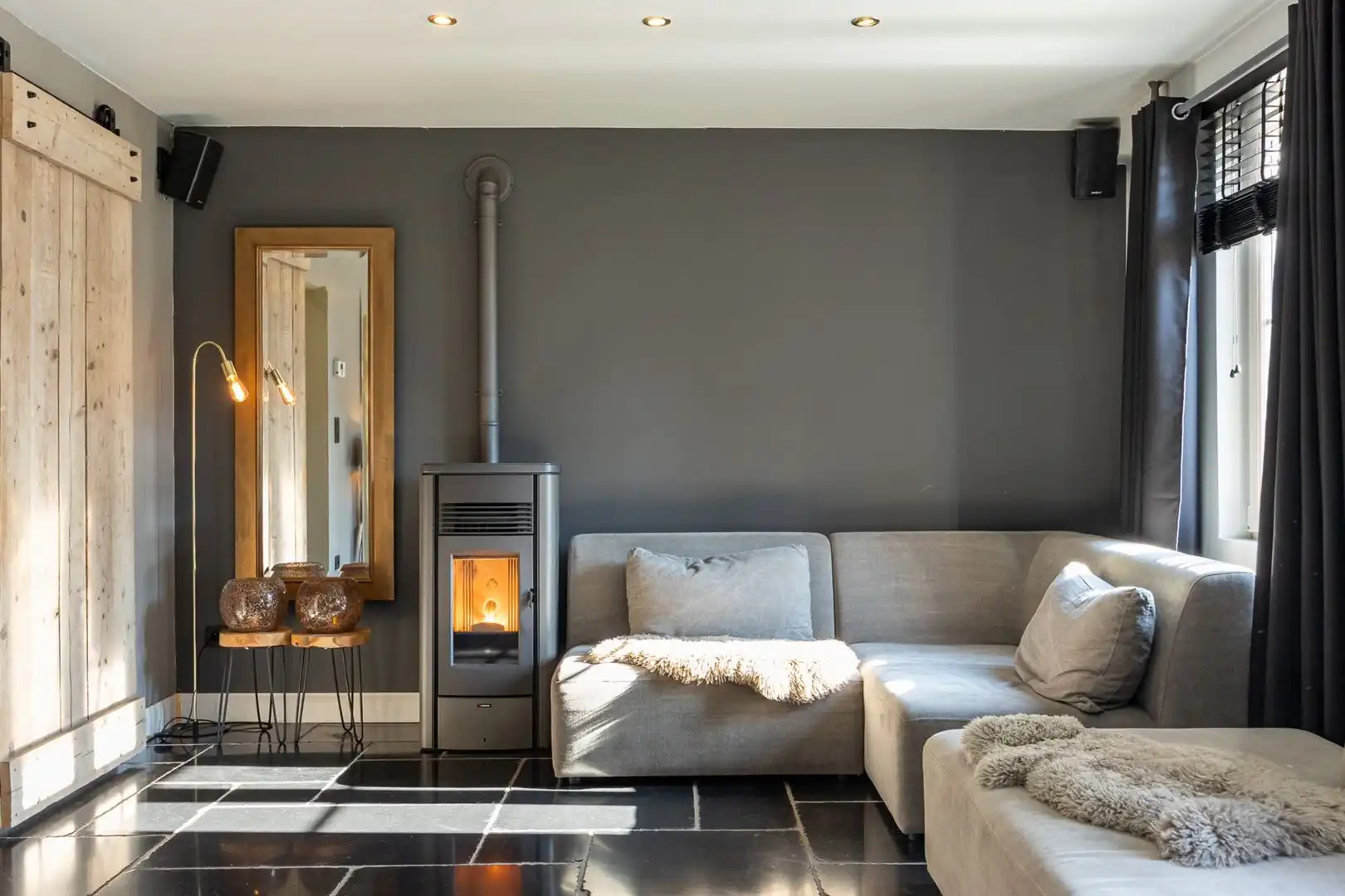 Een thuis vol sfeer met 5 slpks en een mooie tuin! foto 25