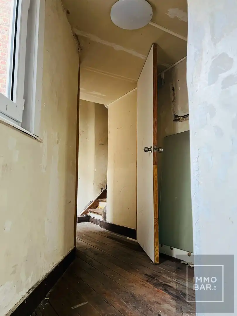 Deels gerenoveerd handelspand met woonpotentieel in bruisende studentenbuurt foto 7