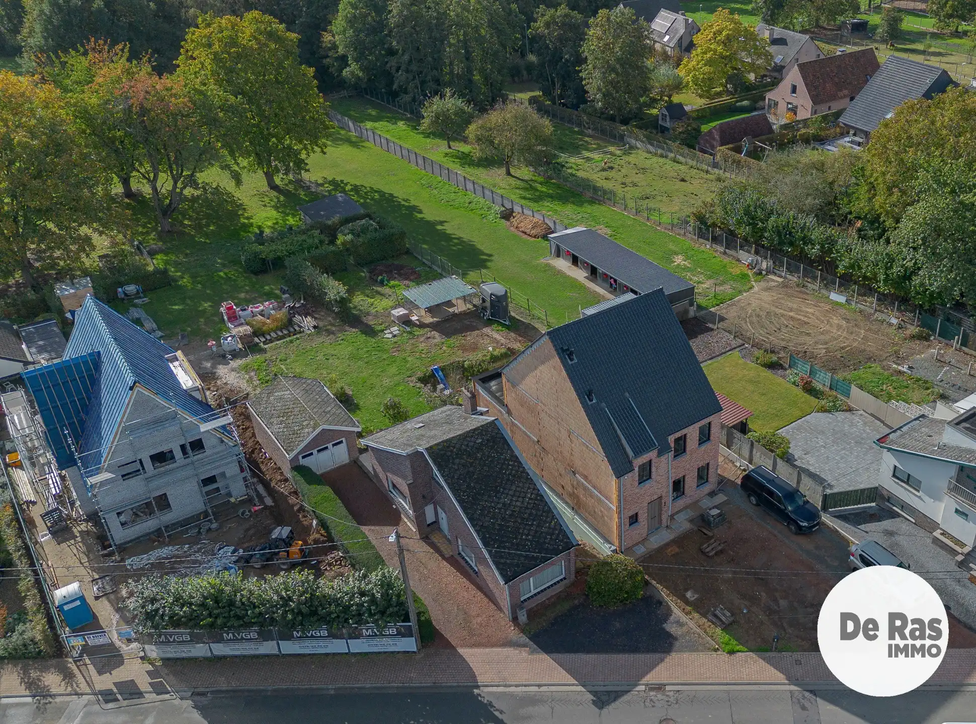 AAIGEM - Te renoveren woning/afbraak met veel potentieel foto 3
