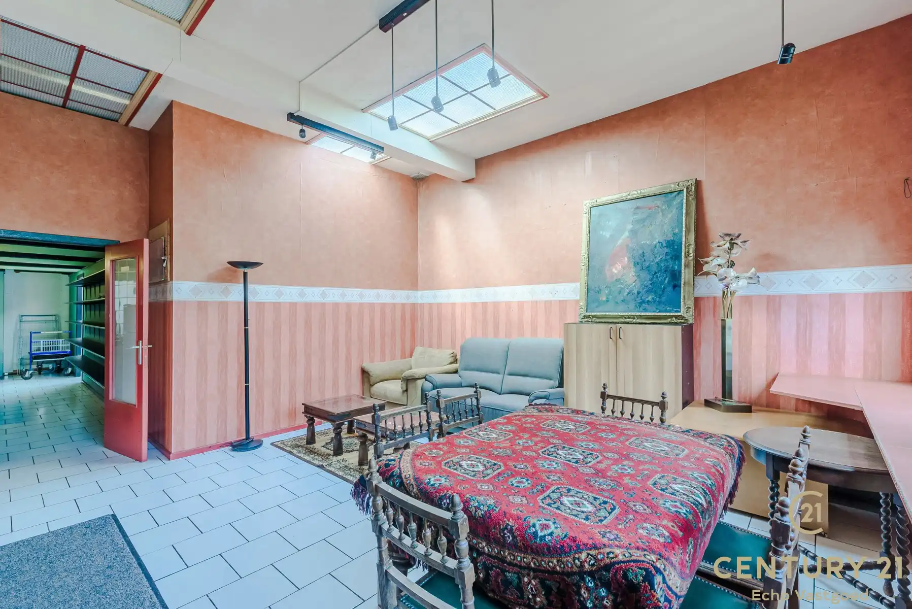 Ruim, startklaar handelspand met woonst op toplocatie foto 12