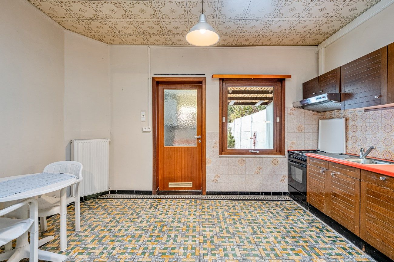 Ruime rijwoning met tuin en 3 slaapkamers in Gent vlak bij Gent-Sint- Pieter station  foto 4