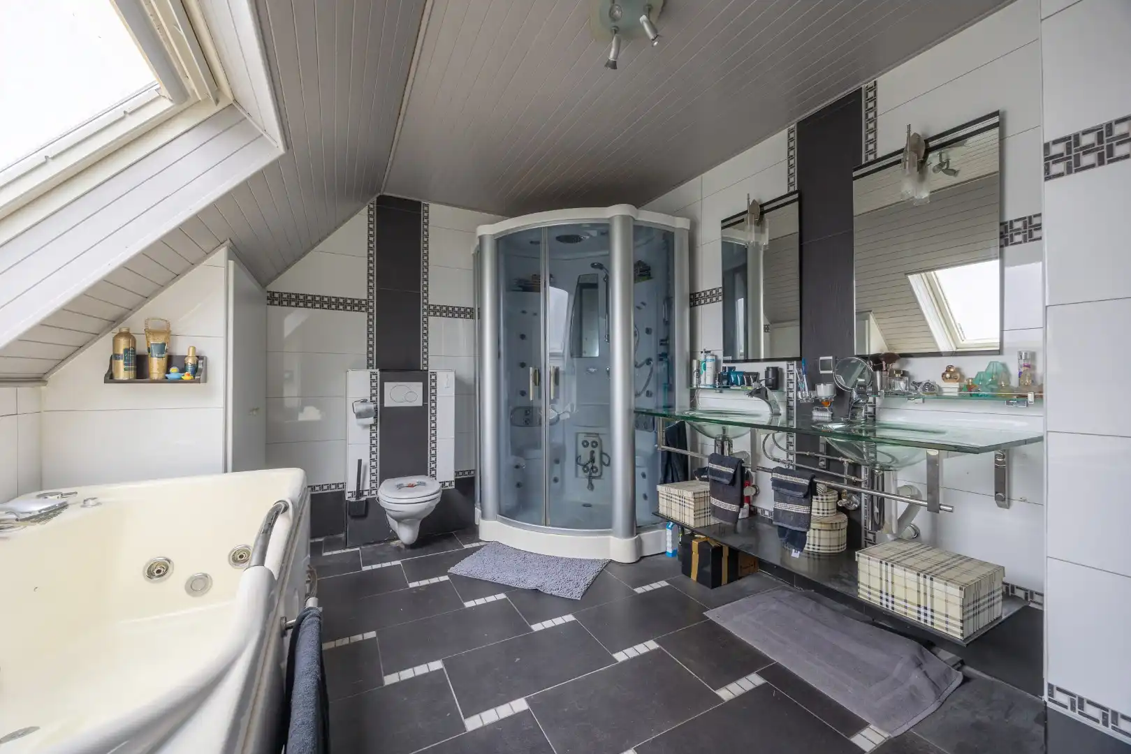 Vrijstaande en instapklare woning te koop in Pelt (SHL)! foto 20