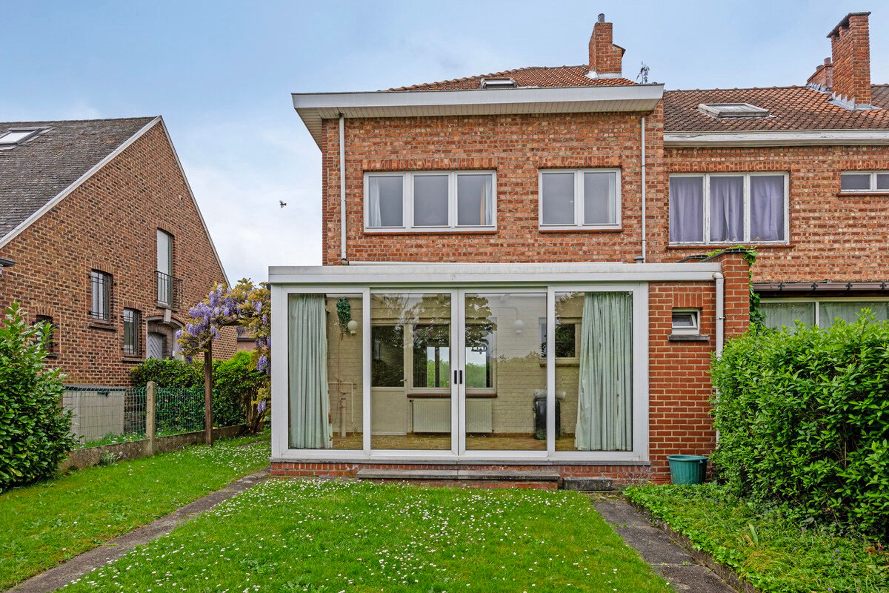 OPTIE Bel-etage woning met 4 slaapkamers, garage en tuin foto 4
