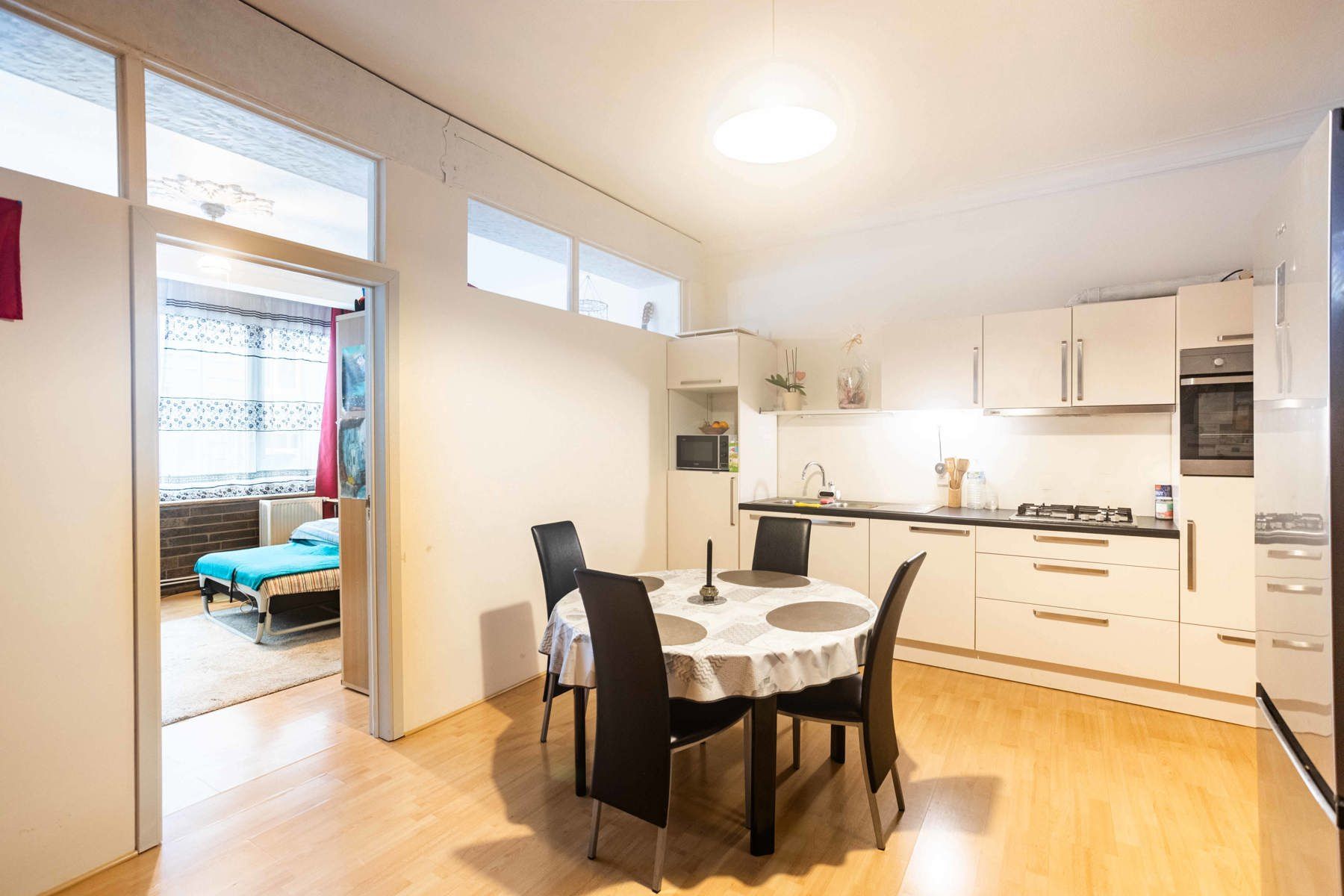 Handelszaak met verhuurpotentieel op topligging foto 10