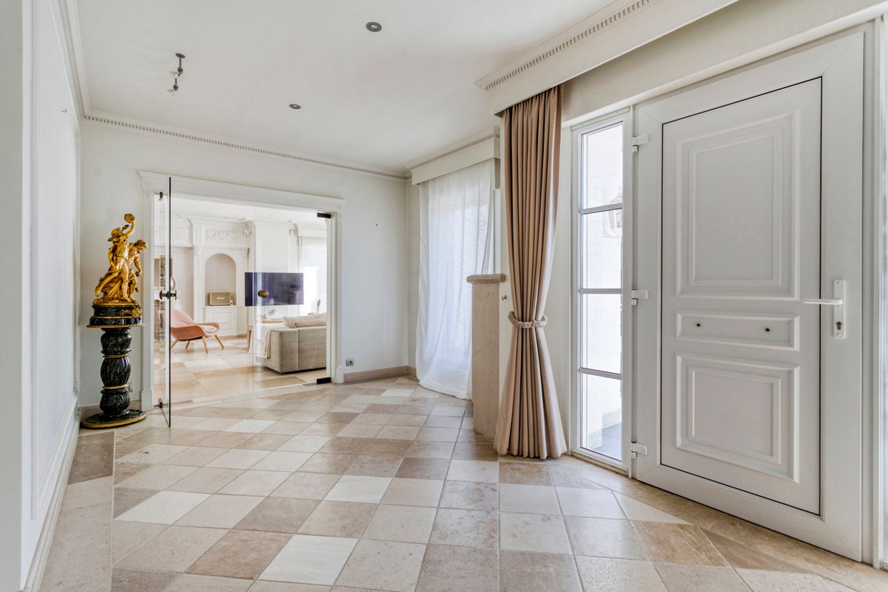 Charmante gelijkvloers villa op 't Hoge! foto 4