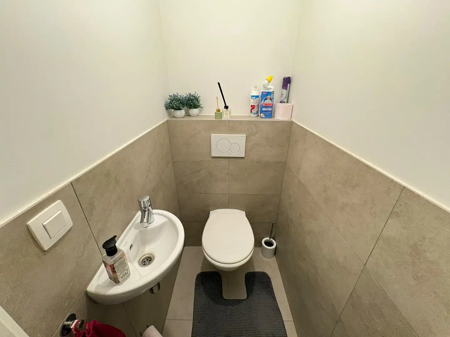 RUIM TWEE SLAAPKAMER APPARTEMENT + TERRAS foto 8