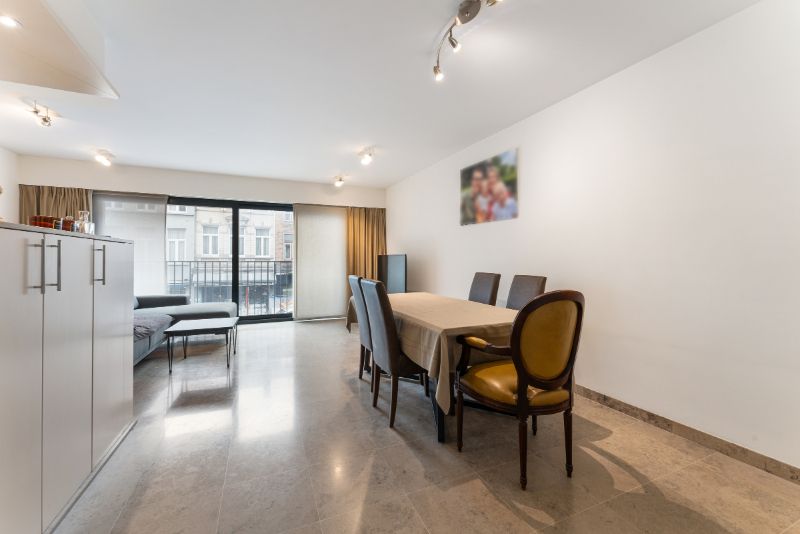 Appartement met twee slaapkamers te centrum Roeselare foto 4